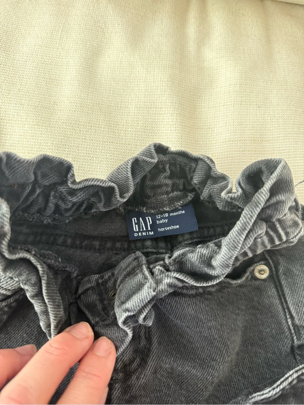 GAP Barrel Jeans